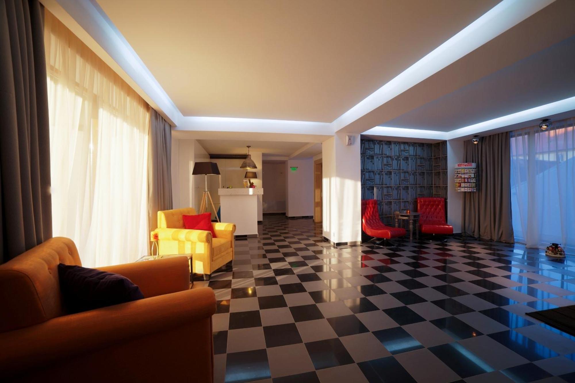 Apart Hotel Vlad Tepes Brasov Exterior photo
