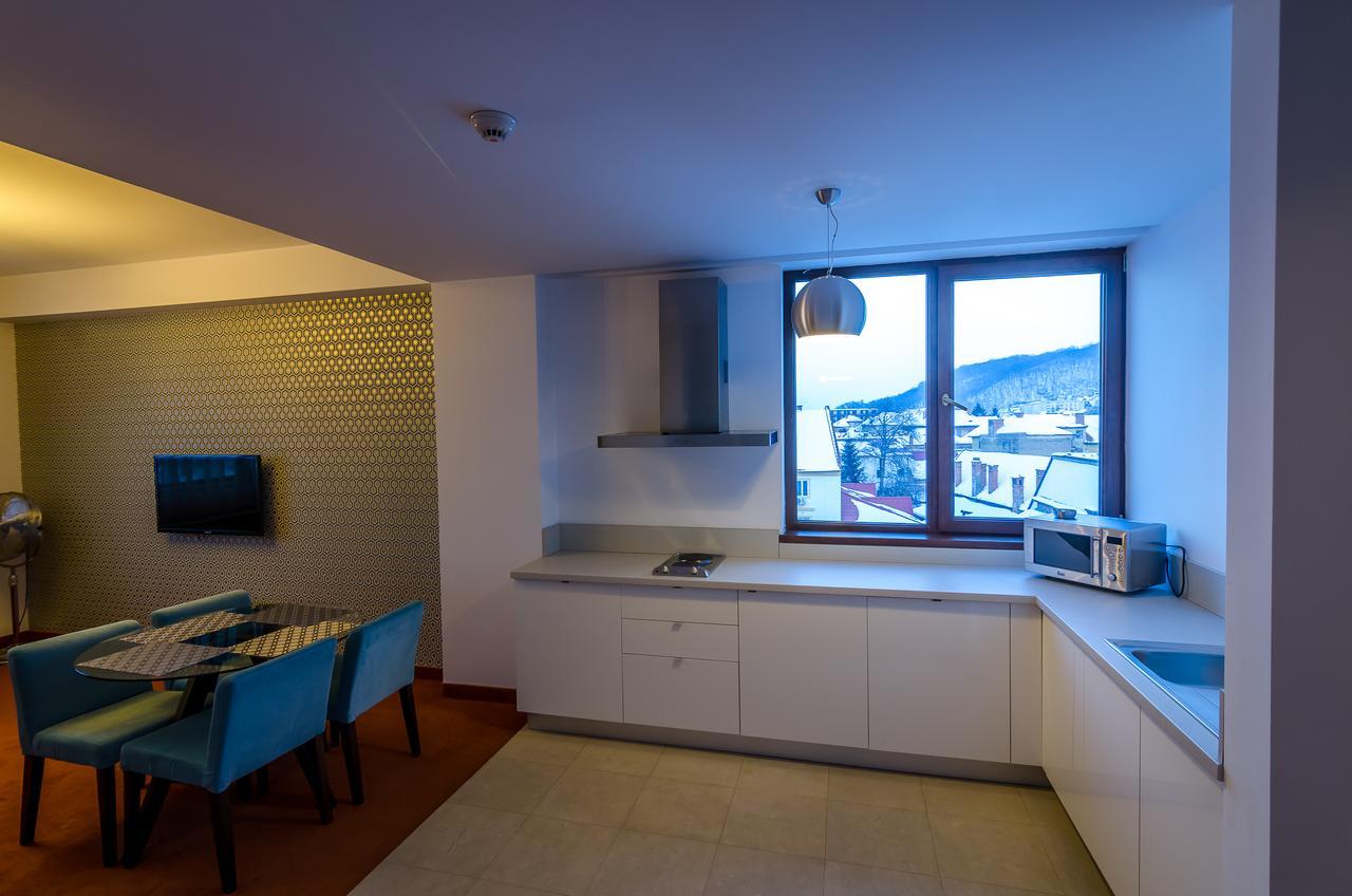 Apart Hotel Vlad Tepes Brasov Exterior photo
